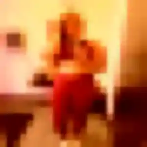 Photo de Véronique à Semur-en-Brionnais (39 ans) - plan cul sans inscription