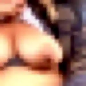 Charmante Noémie, 34 ans à Sendets - la contacter