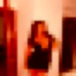 Émeline, 34 ans, disponible à Servaville-Salmonville pour un plan cul