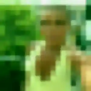 Photo sexy de Njeri, 23 ans à Songeons - rencontre coquine