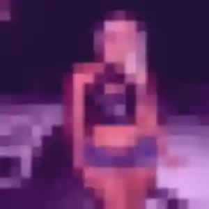 Belle Delphine, 37 ans à Thèze - la contacter