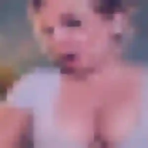Contacte Ornella, 43 ans à Touques en t'inscrivant