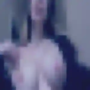 Faustine, 35 ans, cherche un plan cul à Trangé