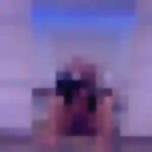 Bola, 24 ans, en ligne à Trégastel pour une rencontre coquine