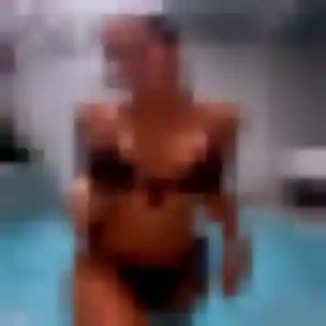 Jolie Bernadette, 34 ans à Trégourez - voir sa photo
