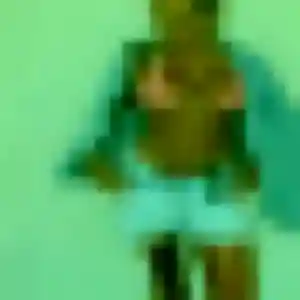 Bousso, 32 ans, disponible à Vairé pour une rencontre coquine