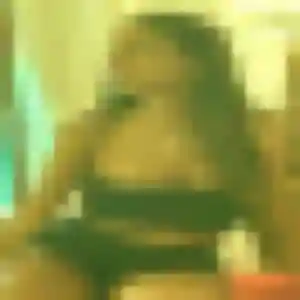 Pauline, 40 ans, connectée à Val d'Anast pour une rencontre coquine