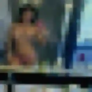 Photo de Ngozi à Val de Virvée (44 ans) - plan cul anonyme