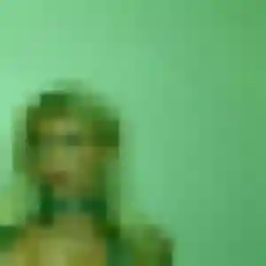 Khoudia, 25 ans, en ligne à Vallées en Champagne pour une rencontre coquine