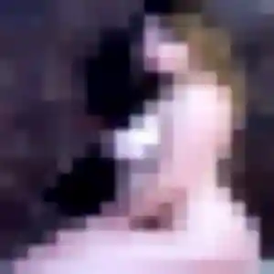 Photo exclusive de Penda, 37 ans à Varennes-Saint-Sauveur - plan discret