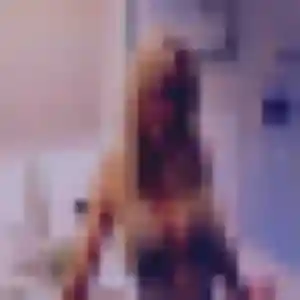 Charmante Delphine, 28 ans à Veauche - la contacter