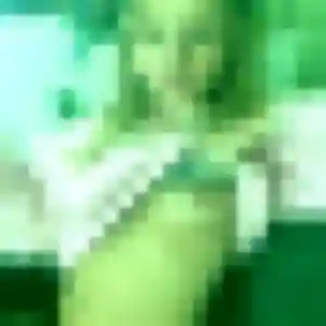 Photo de Michèle à Verchain-Maugré (24 ans) - plan cul discret