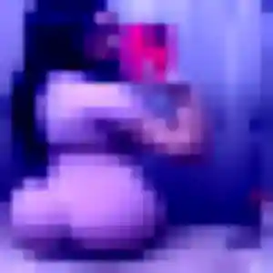 Pénélope, 33 ans, connectée à Verdun-sur-Garonne pour une rencontre coquine