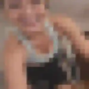 Lina, 23 ans, cherche un plan cul à Vergèze