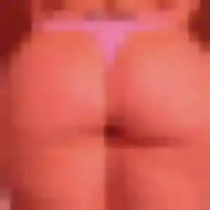 Profil de Lucinda à Vers-sur-Selle (42 ans) - plan cul discret