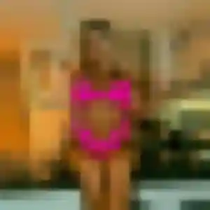 Gnilane, 44 ans, connectée à Vichy pour un plan cul