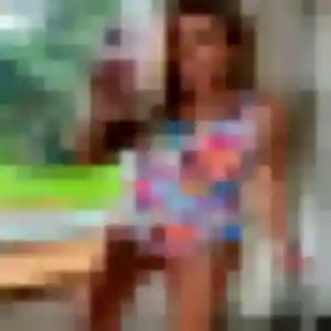 Belle Stacy, 34 ans à Viens - la contacter