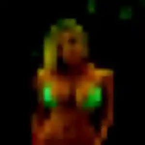 Éléonore (39 ans) à Villeneuve-la-Guyard cherche une rencontre aujourd'hui