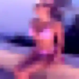 Belle Gladys, 22 ans à Villenoy - la contacter