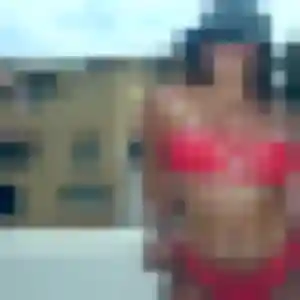Yasmine, 37 ans, en ligne à Vineuil-Saint-Firmin pour une rencontre coquine