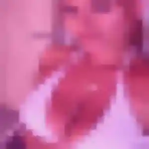 Faith, 22 ans, connectée à Viriat pour une rencontre coquine