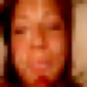Neneh, femme de 23 ans propose plan cul à Virson