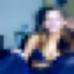 Contacte Francine, 24 ans à Vitrolles en privé