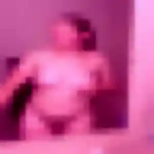 Découvre Adjoavi, 30 ans à Vizille en privé