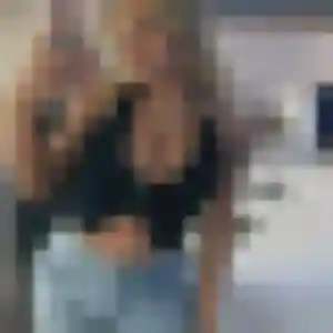Photo sexy de Oulimata, 27 ans à Volnay - plan discret
