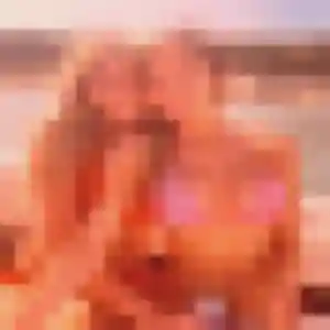 Zawadi, fille de 34 ans cherche plan cul à Vron