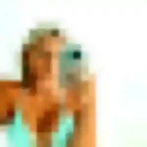 Photo exclusive de Nneka, 35 ans à Warhem - plan discret