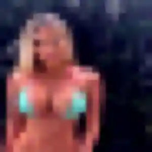 Adeline de Wavrans-sur-l'Aa, 25 ans - plan cul en toute liberté