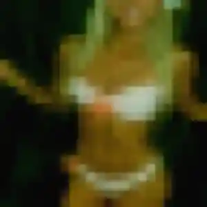Odile, fille de 28 ans cherche plan cul à Yvoire